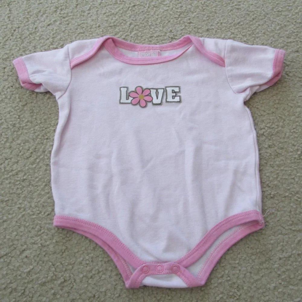 Mon Petit One Piece‎ Bodysuit Infant Girls 6-9M Pink Short Sleeve Love Floral